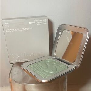 REM Interstellaire Top Coat Enlumineur - Mama Earth